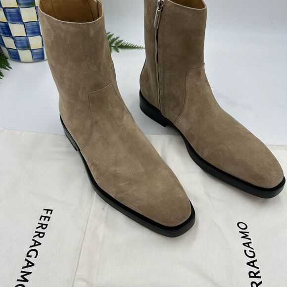 Men’s Salvatore Ferragamo suede Gerald ankle boots size 8.5 EE made in Italy main image 9